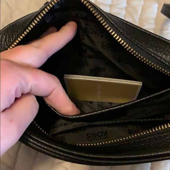 Michael Kors purse - Picture 2 of 3